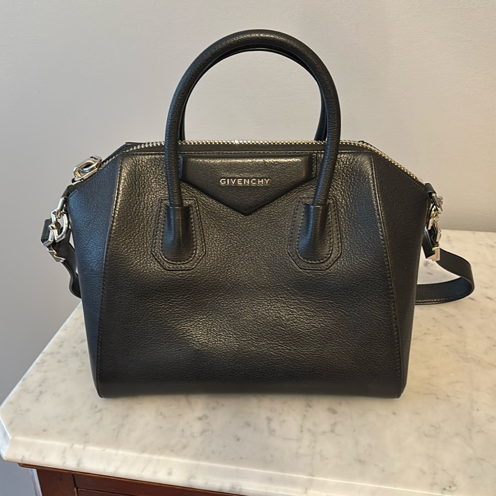 Givenchy Antigona